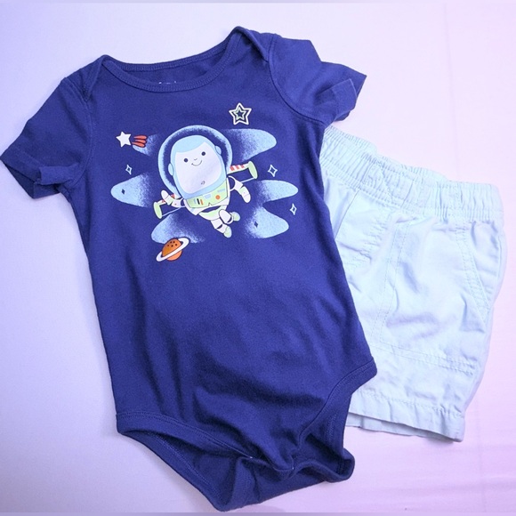 Disney x Pixar Toy Story 18M Buzz Lightyear 2-Piece Graphic Bodysuit/Shorts Set - Picture 1 of 6